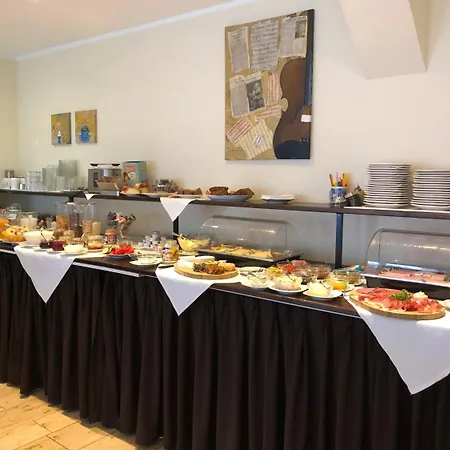 International Am Theater Hotel 3*