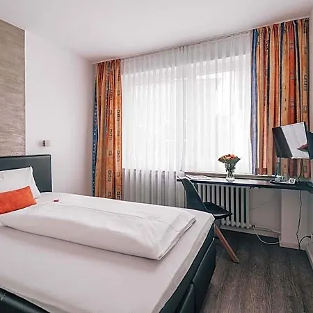International Am Theater Hotel 3*