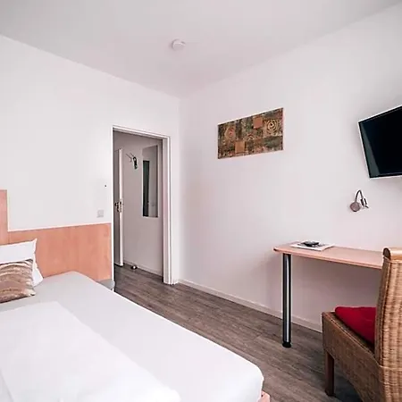 Hotel International Am Theater 3*